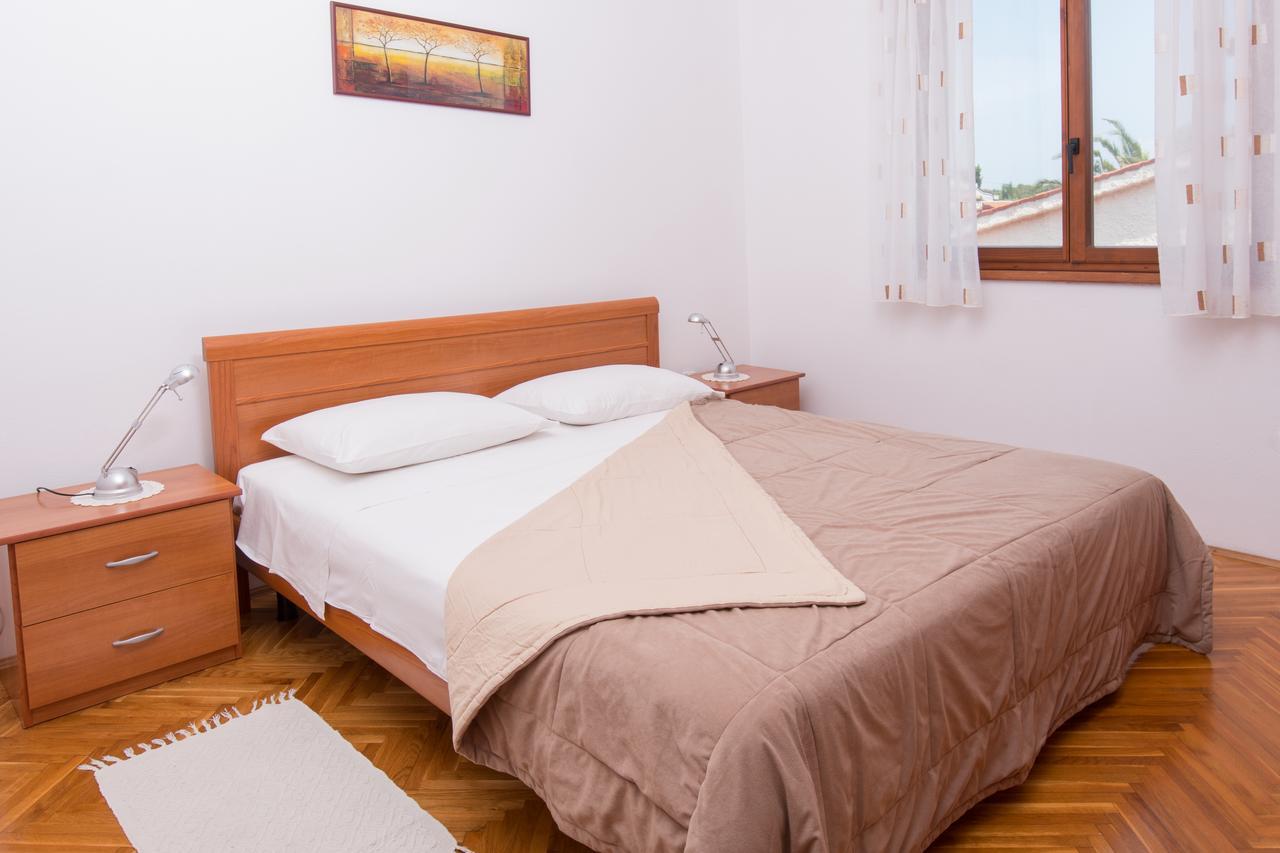Apartmani Mira Премантура Экстерьер фото
