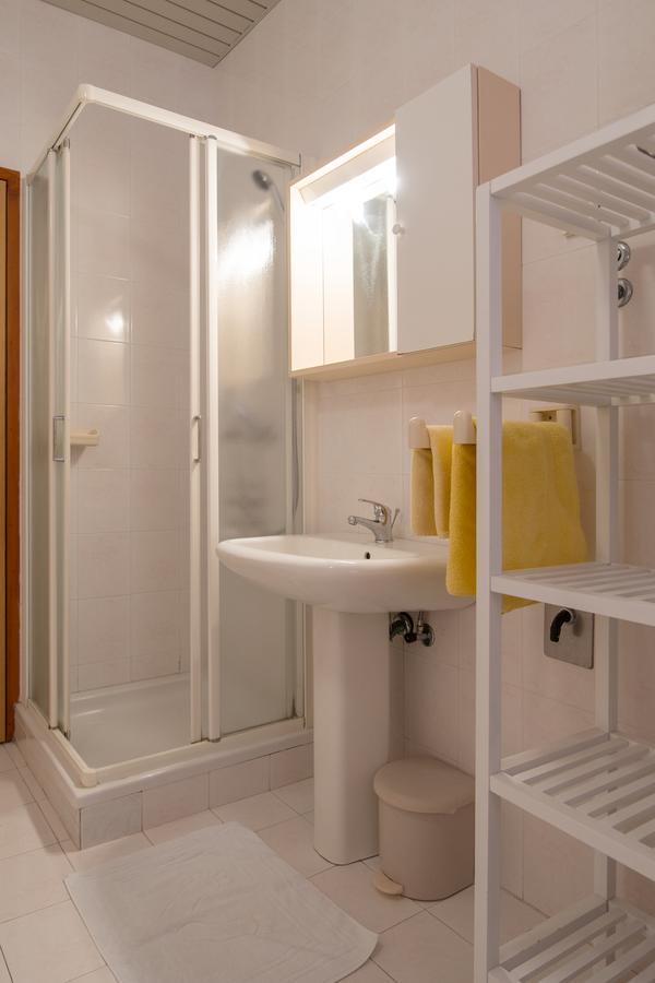 Apartmani Mira Премантура Экстерьер фото